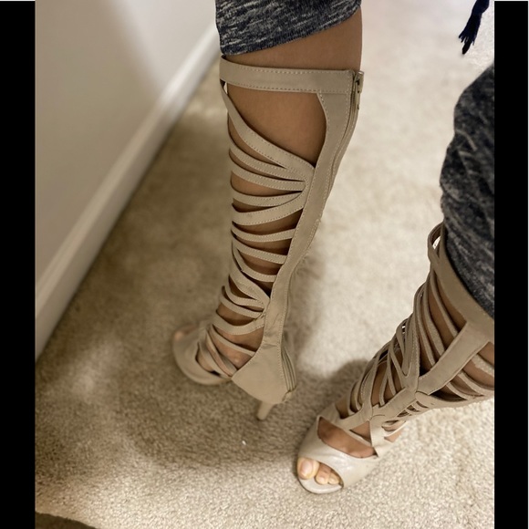 Brand New up the leg heel boots - Picture 3 of 4